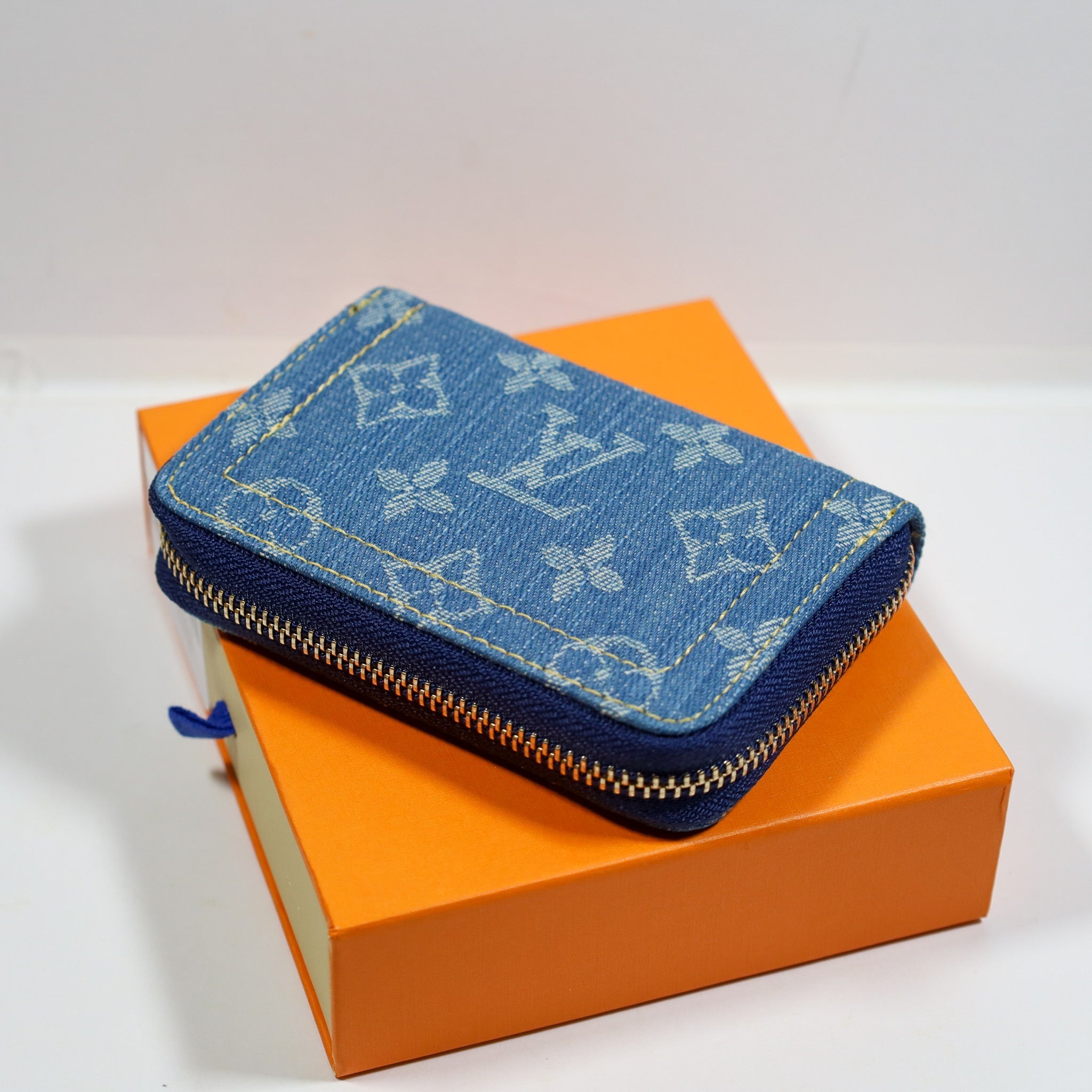 LV Denim Wallet Zippy Style