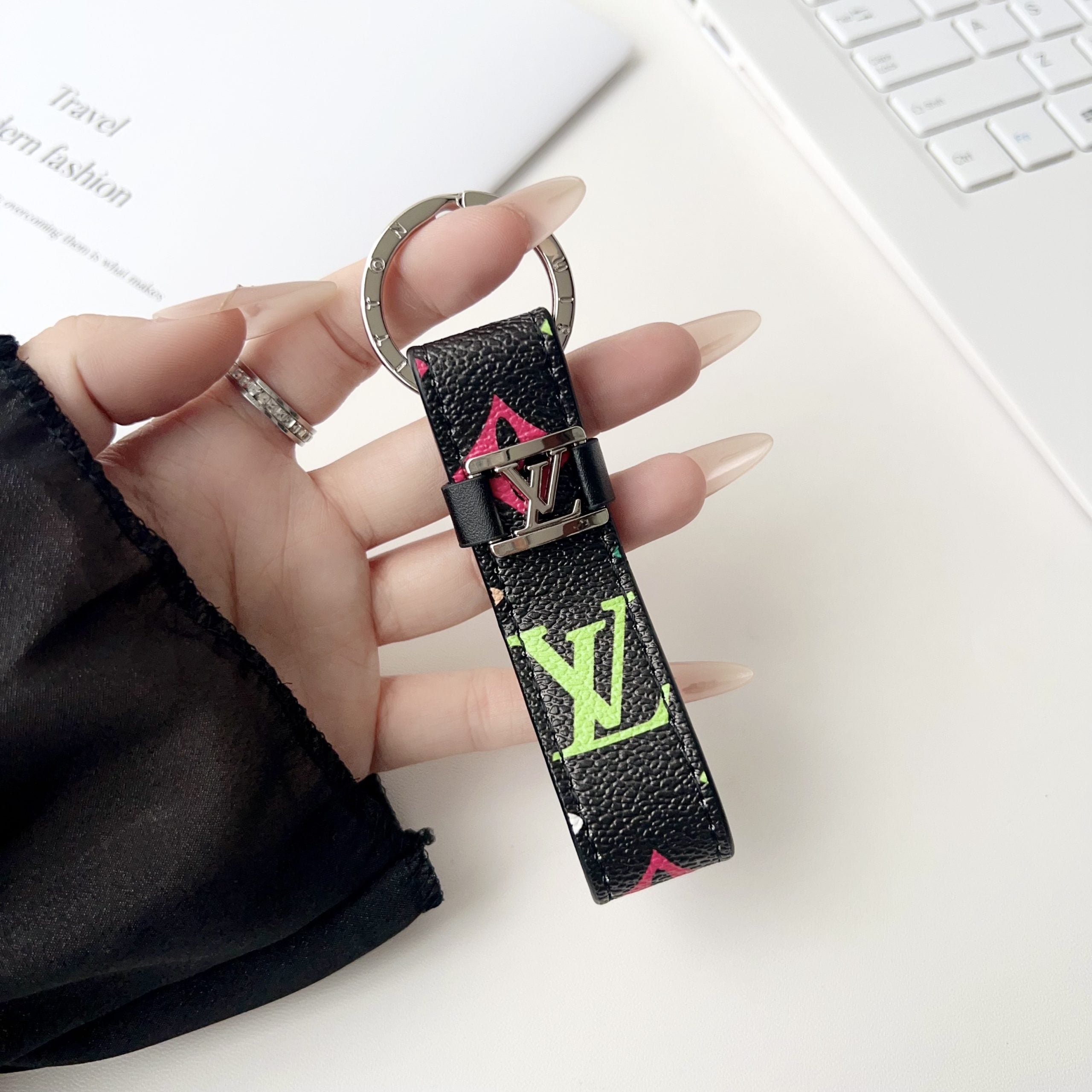 LV Dragonne Key Holder Monogram