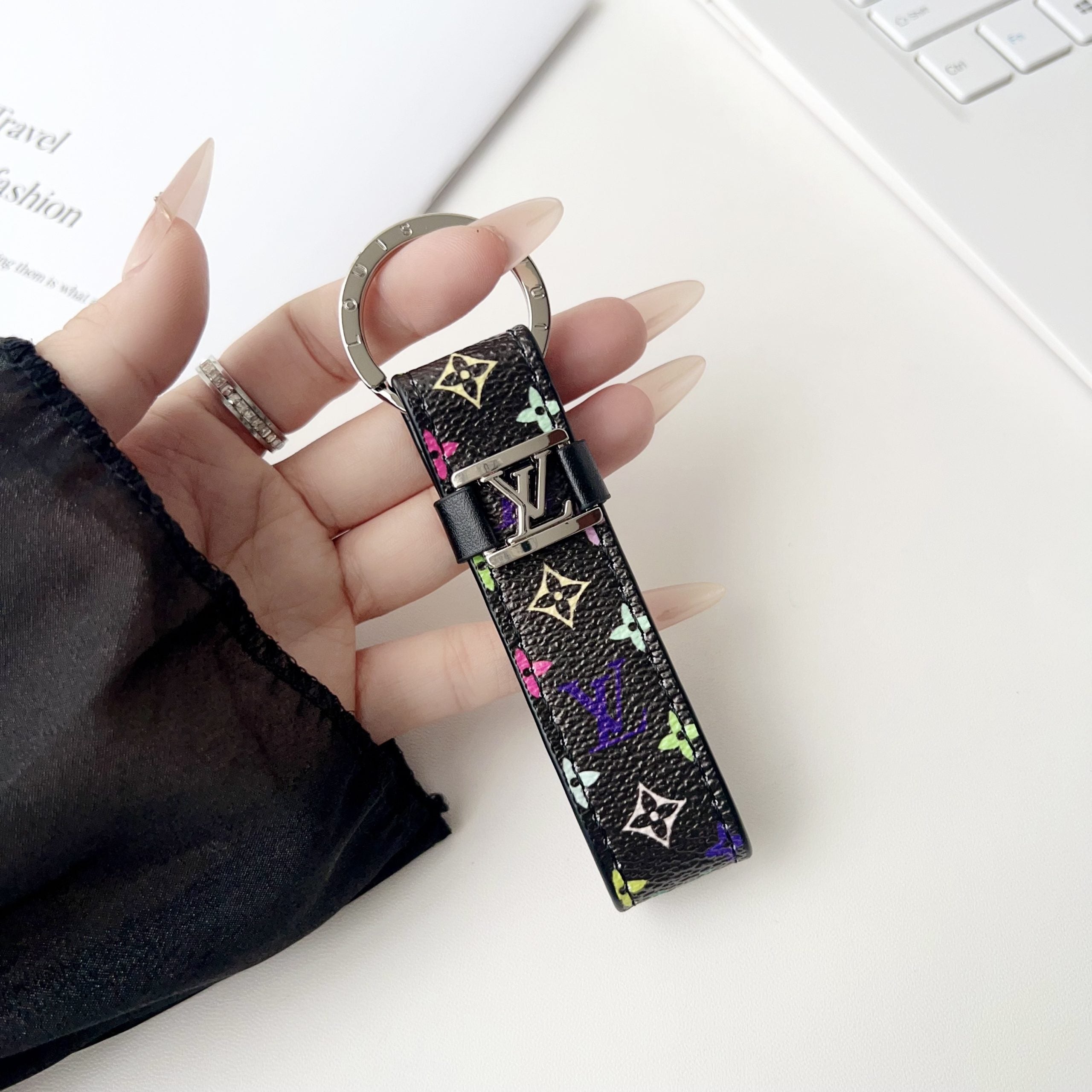 LV Dragonne Key Holder Monogram