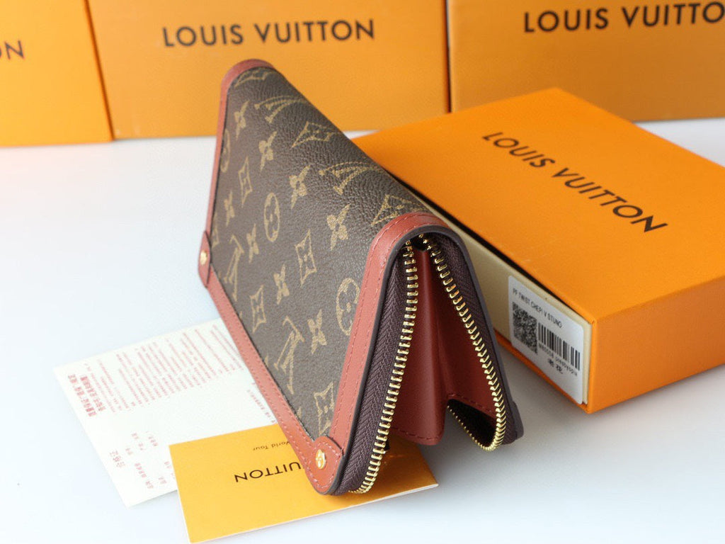 LV Monogram Wallet With Zipper