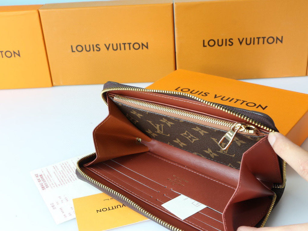 LV Monogram Wallet With Zipper