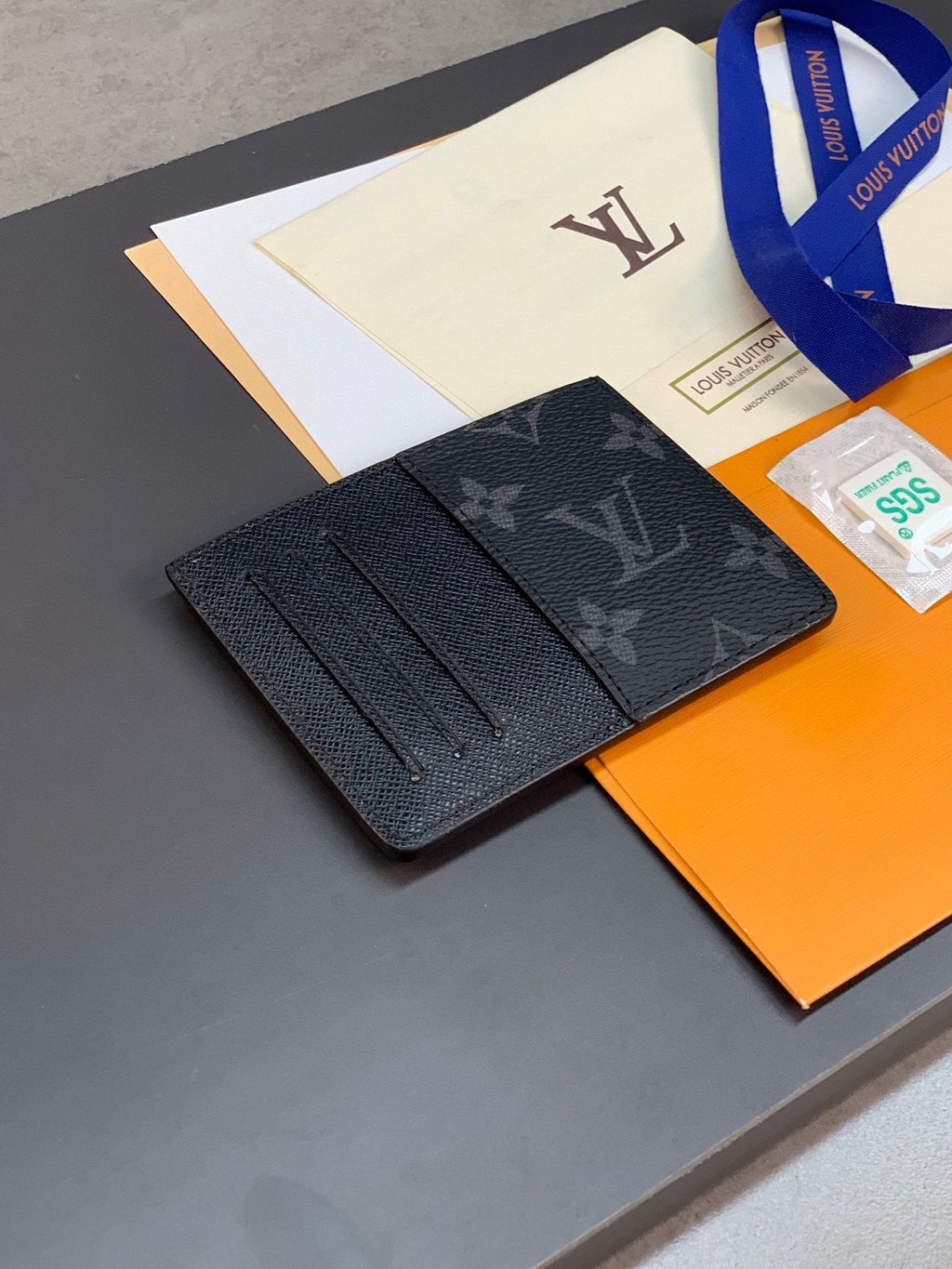 Louis Vuitton Credit Card Holder Black Monogram