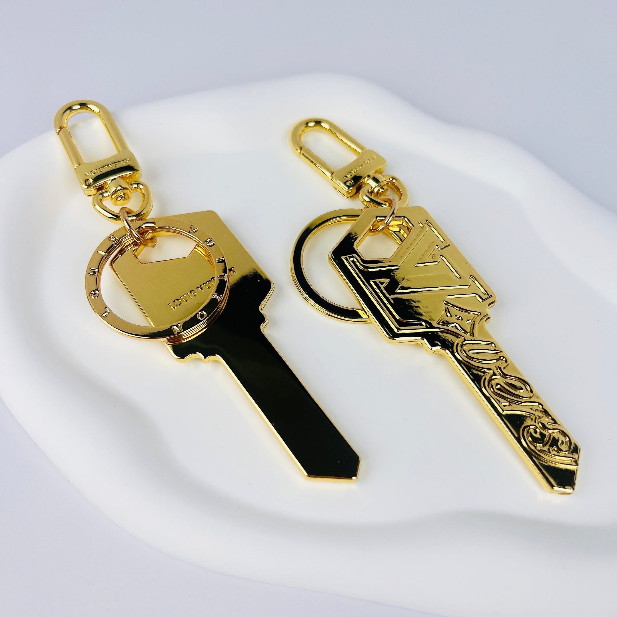 LV Key Holder Key Style