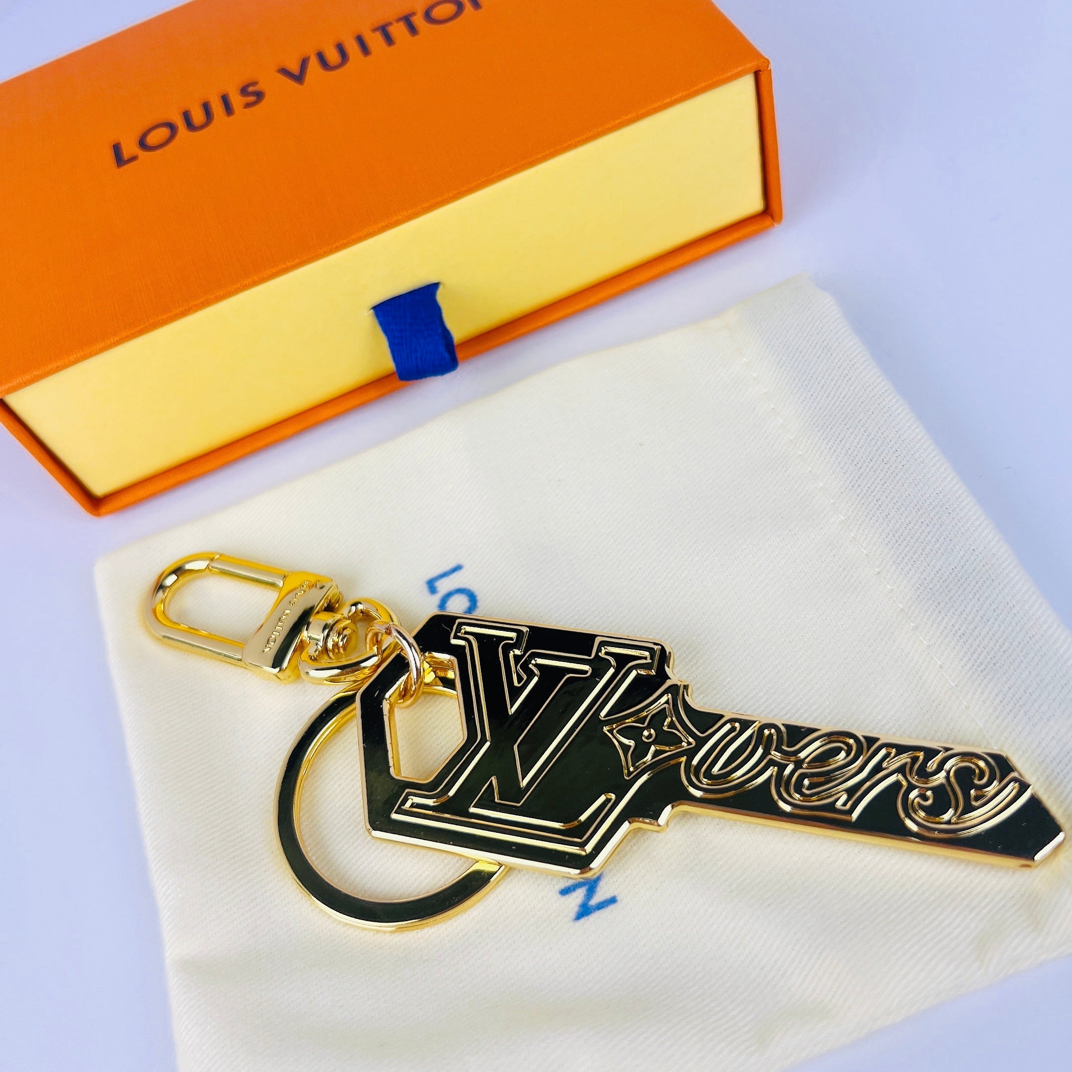 LV Key Holder Key Style