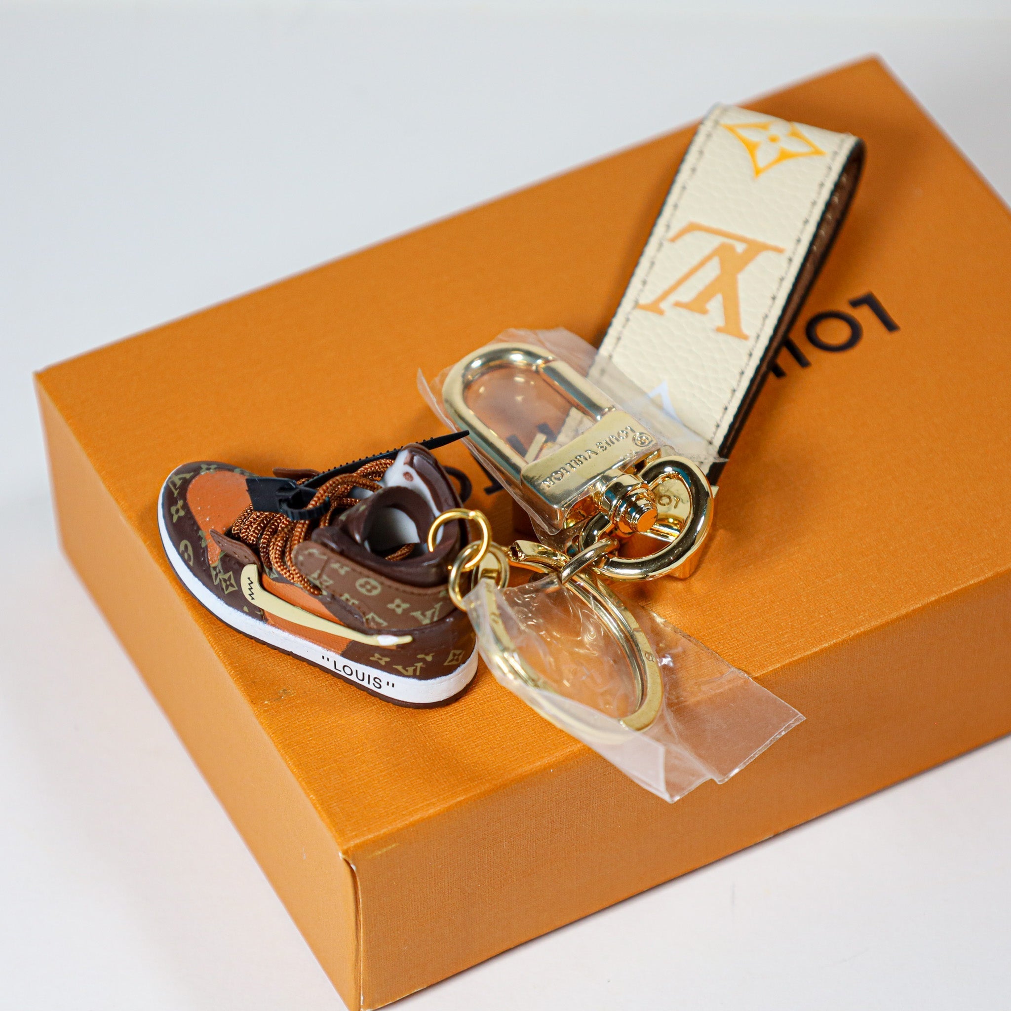 LV Dupe Key RingSneaker Shoe