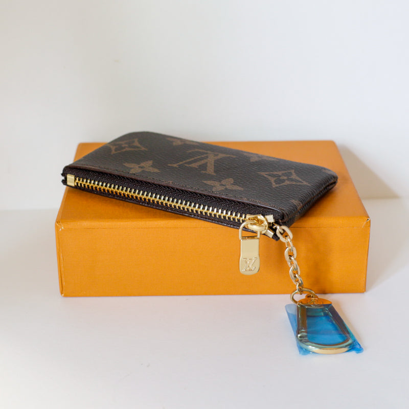 Louis Vuitton Card Holder Keychain Brown Monogram