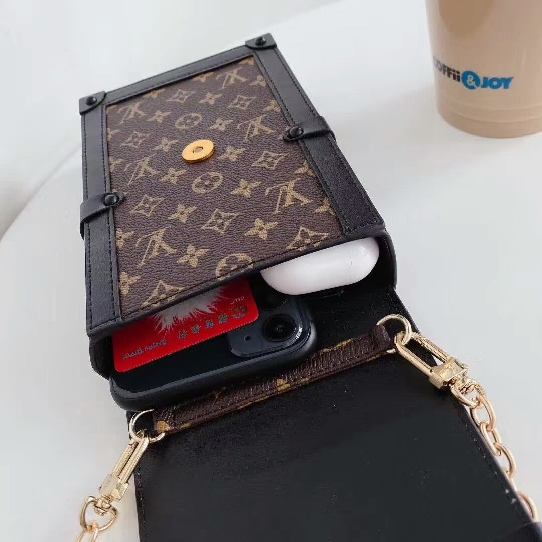 Louis Vuitton Vertical Trunk Pochette